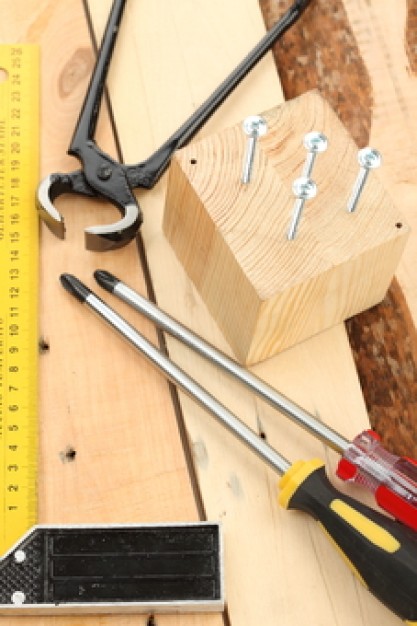 BLOG 50 instruments--tools--carpentry--screwdrivers_3225112